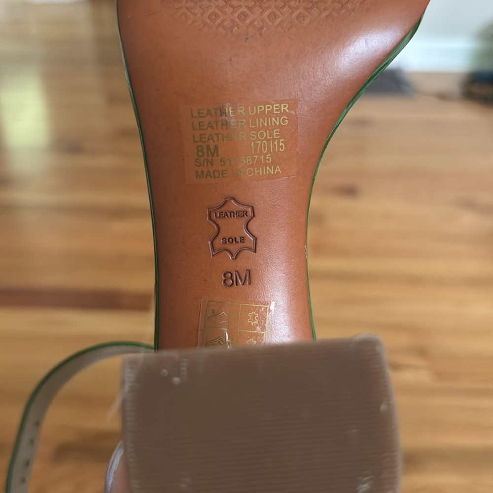 Tory Burch Green Patent Leather Cecile Block Heel - Picture 5 of 10